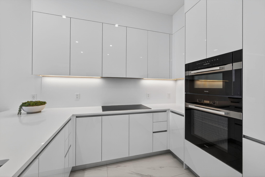 220 Lake Shore Drive - Photo 12