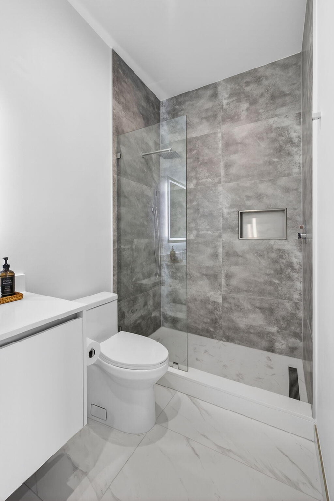 220 Lake Shore Drive - Photo 45