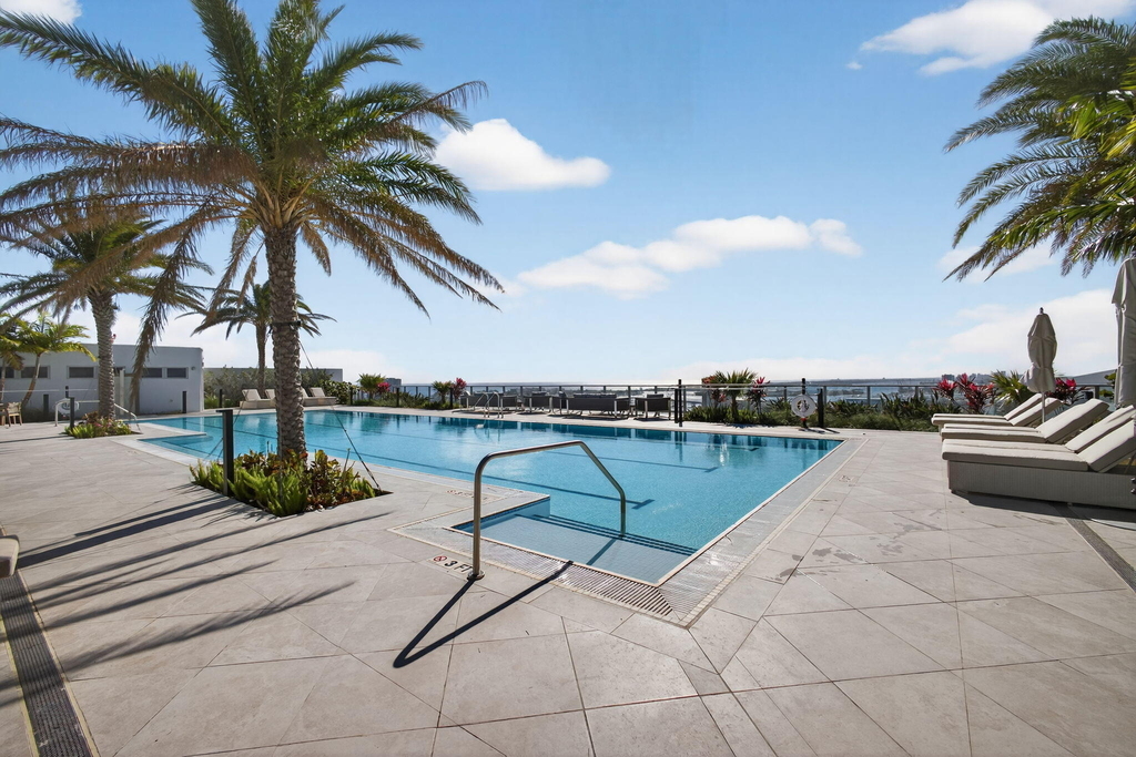 220 Lake Shore Drive - Photo 82