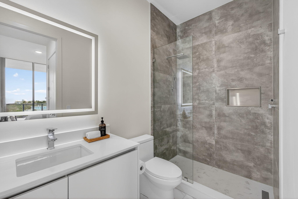 220 Lake Shore Drive - Photo 44