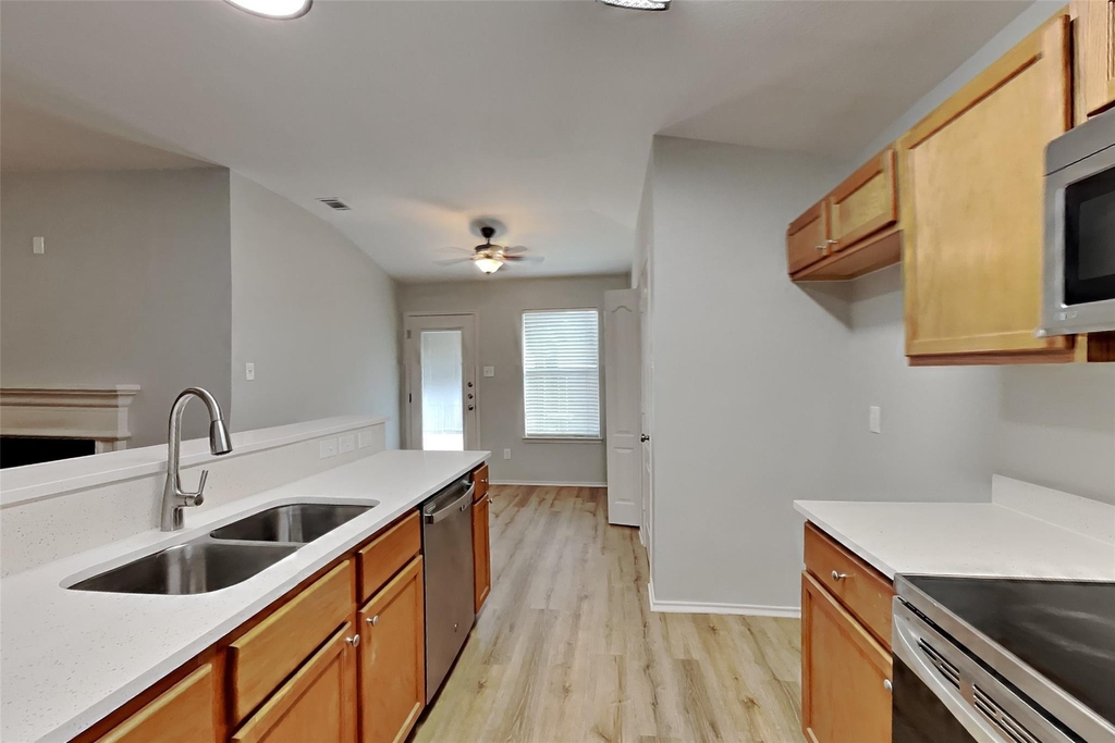 641 Mallard Drive - Photo 3