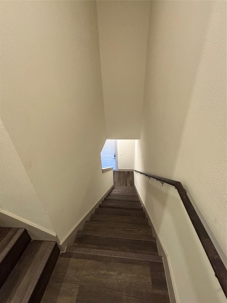2036 Oak Grove - Photo 12