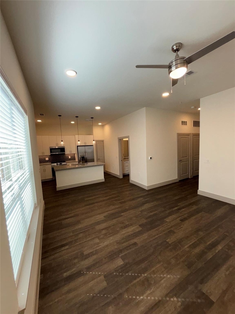2036 Oak Grove - Photo 4