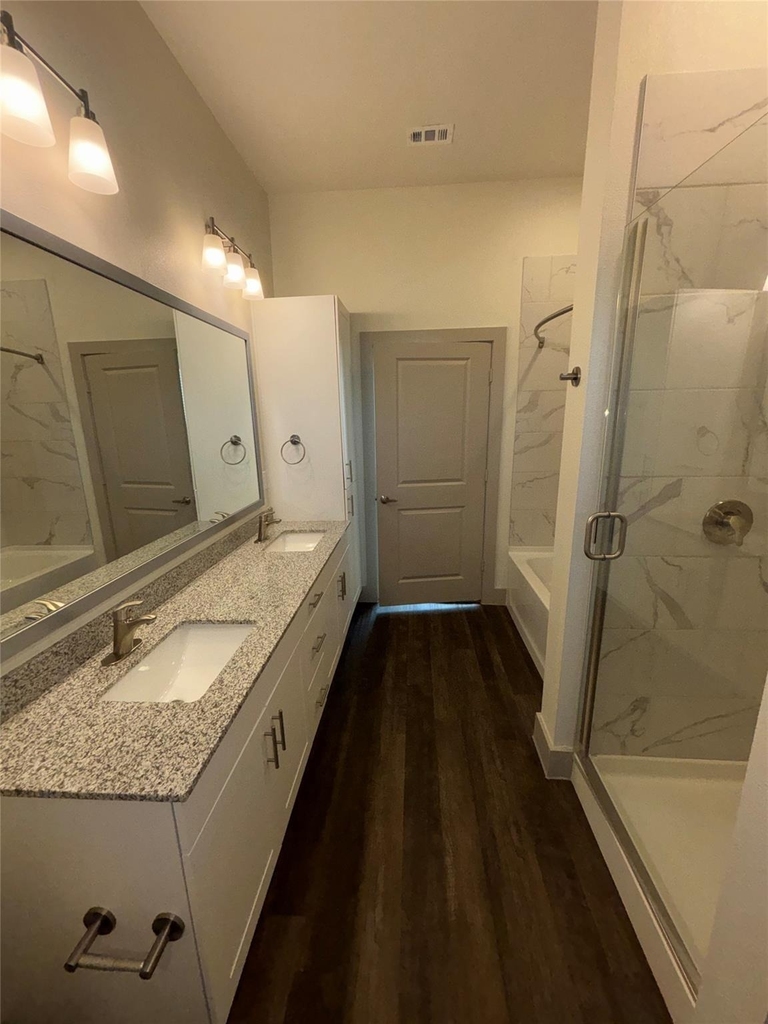 2036 Oak Grove - Photo 10