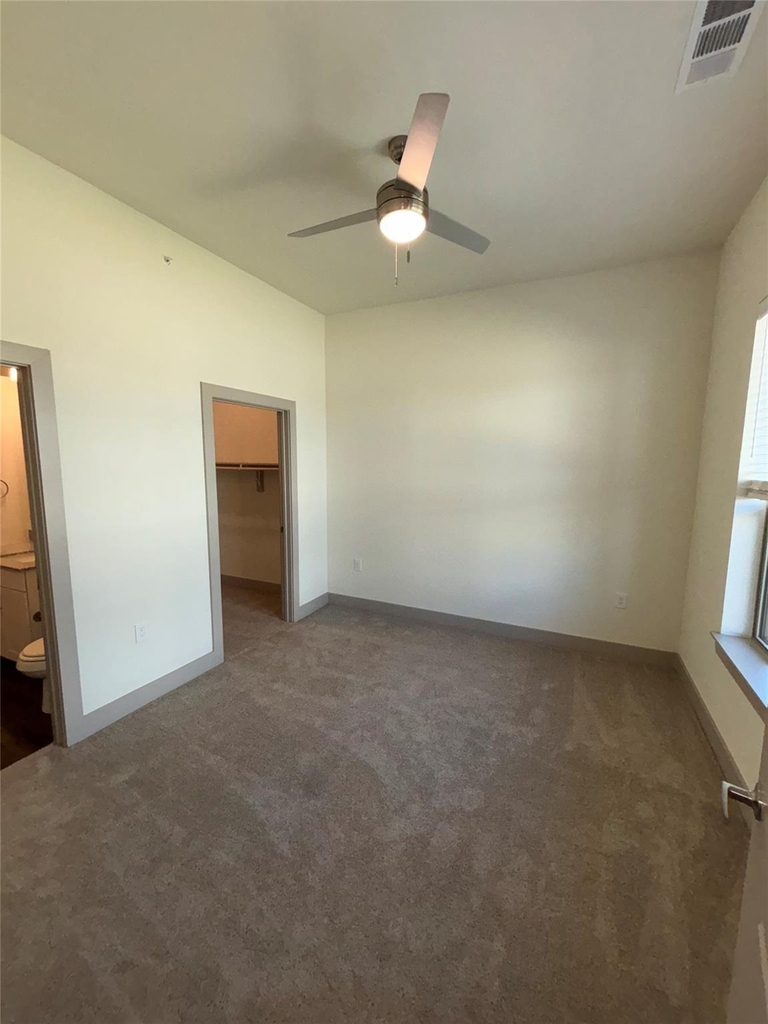 2036 Oak Grove - Photo 12