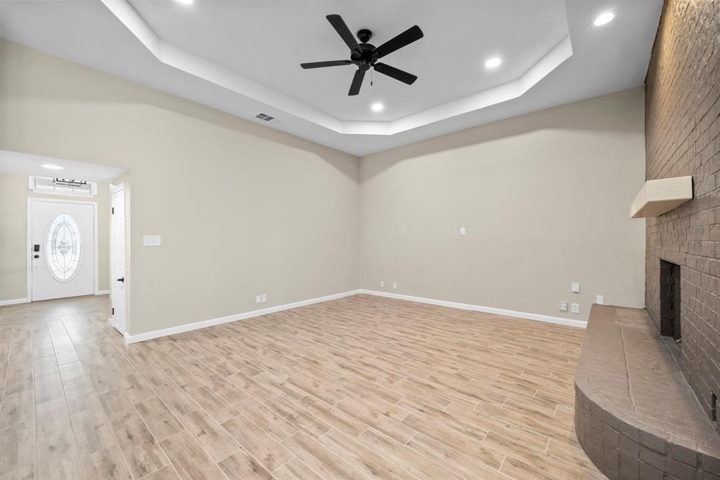 894 Tate Street - Photo 5