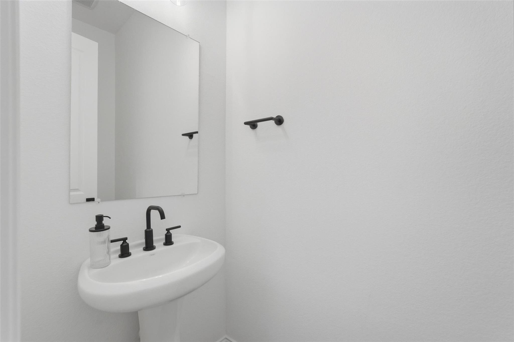 7503 Millingston Road - Photo 23