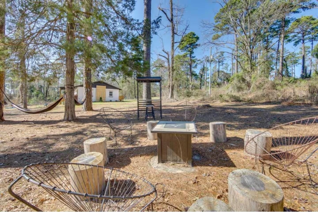 250 Private Road 8579 - Photo 0