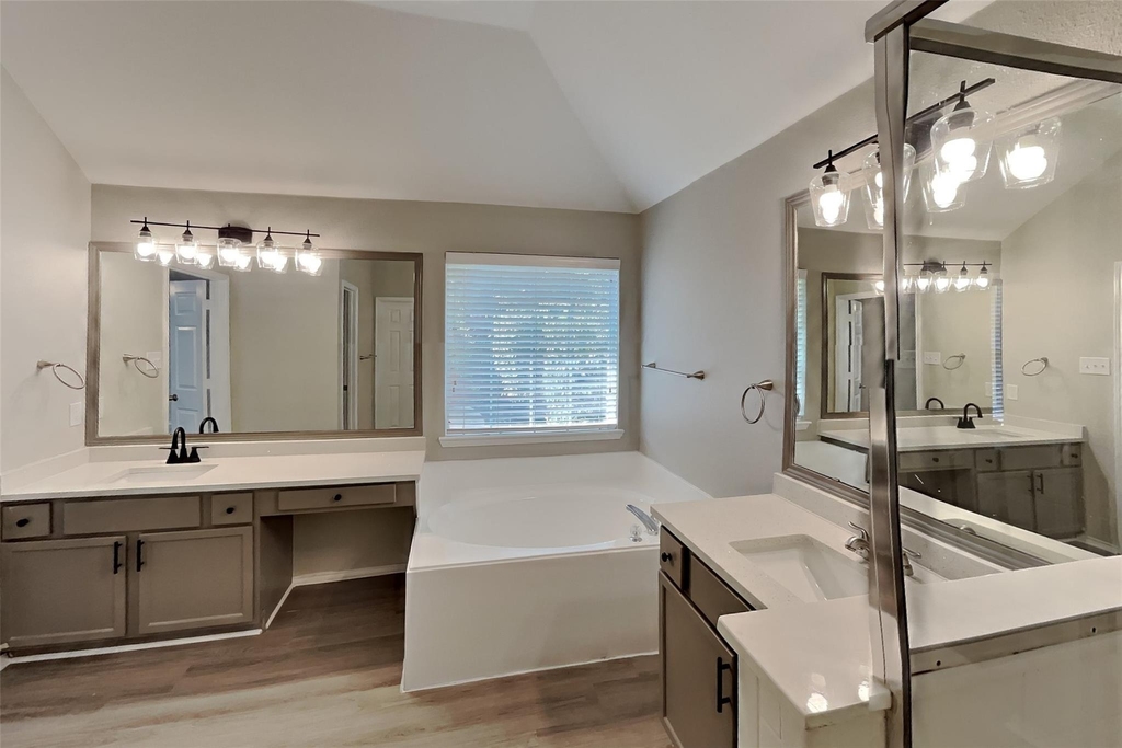 3116 Fox Hollow Drive - Photo 9
