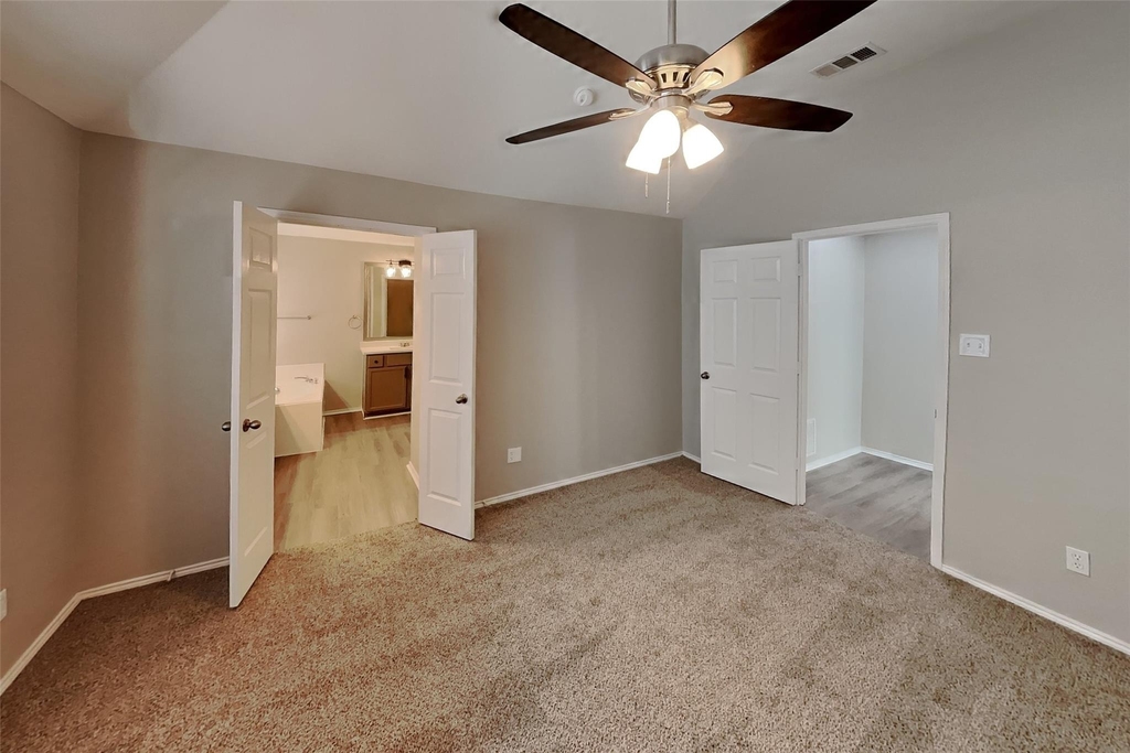 3116 Fox Hollow Drive - Photo 7