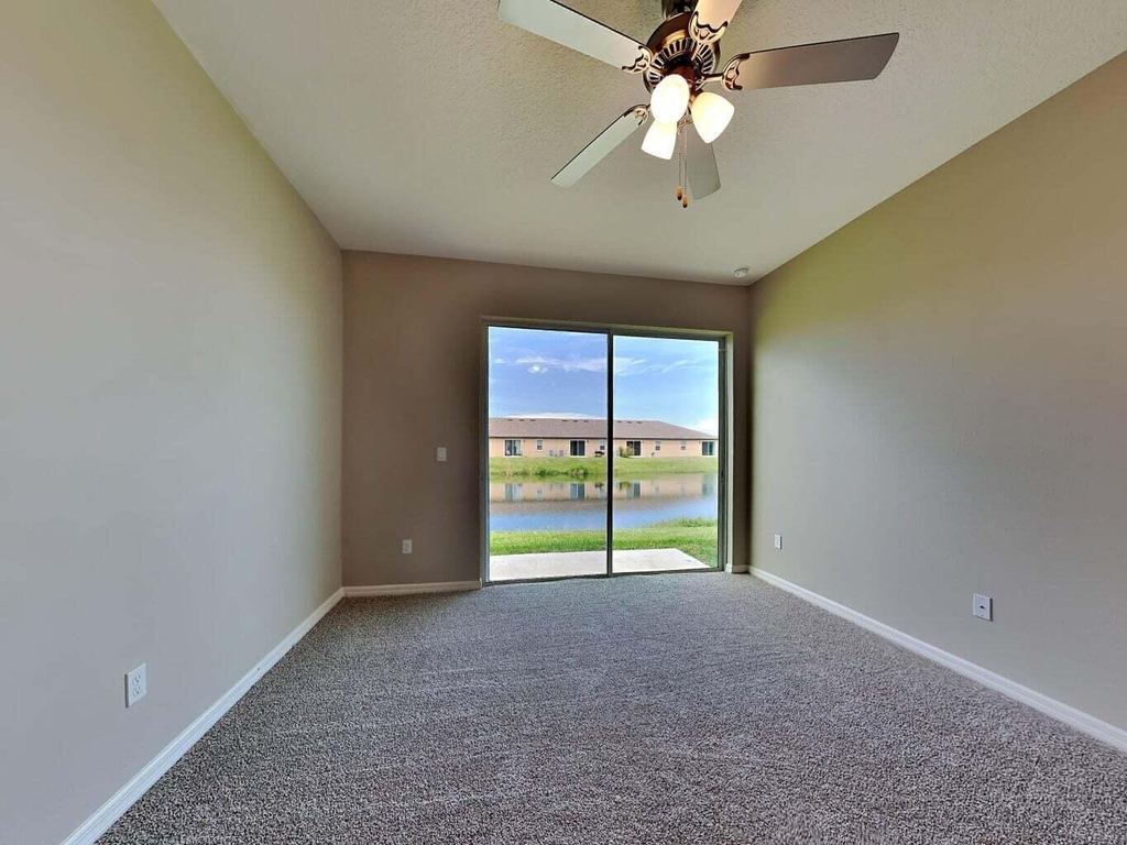 1719 Party Place - Photo 10