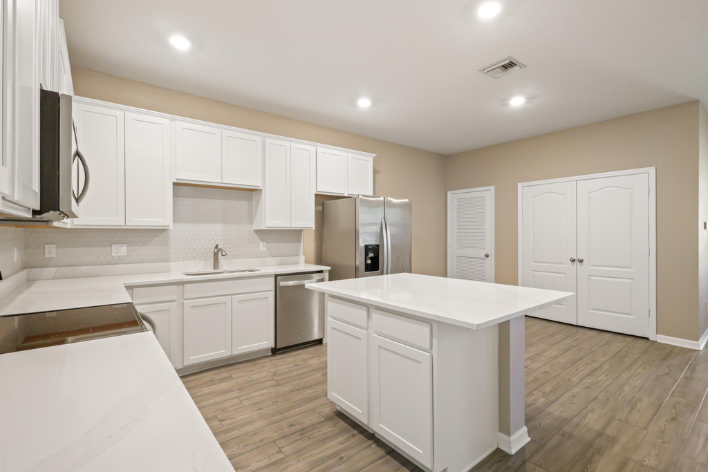 1719 Party Place - Photo 6