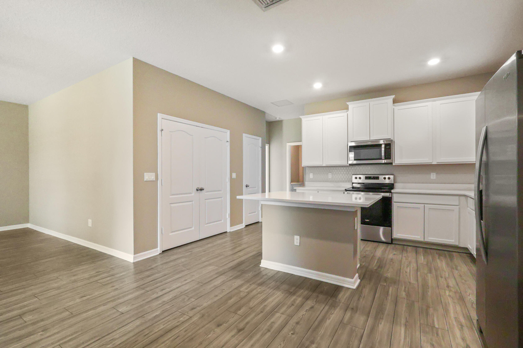1719 Party Place - Photo 3
