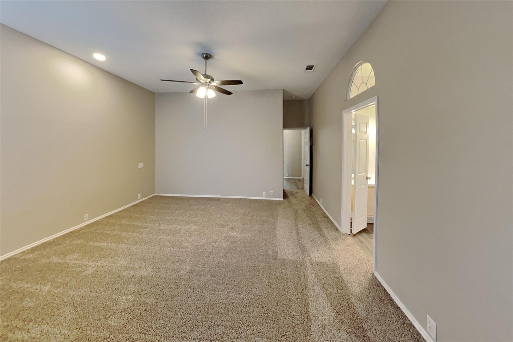 10400 Napa Valley Drive - Photo 10
