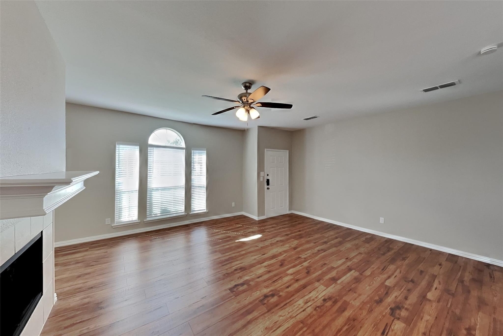 8728 Sumter Way - Photo 2