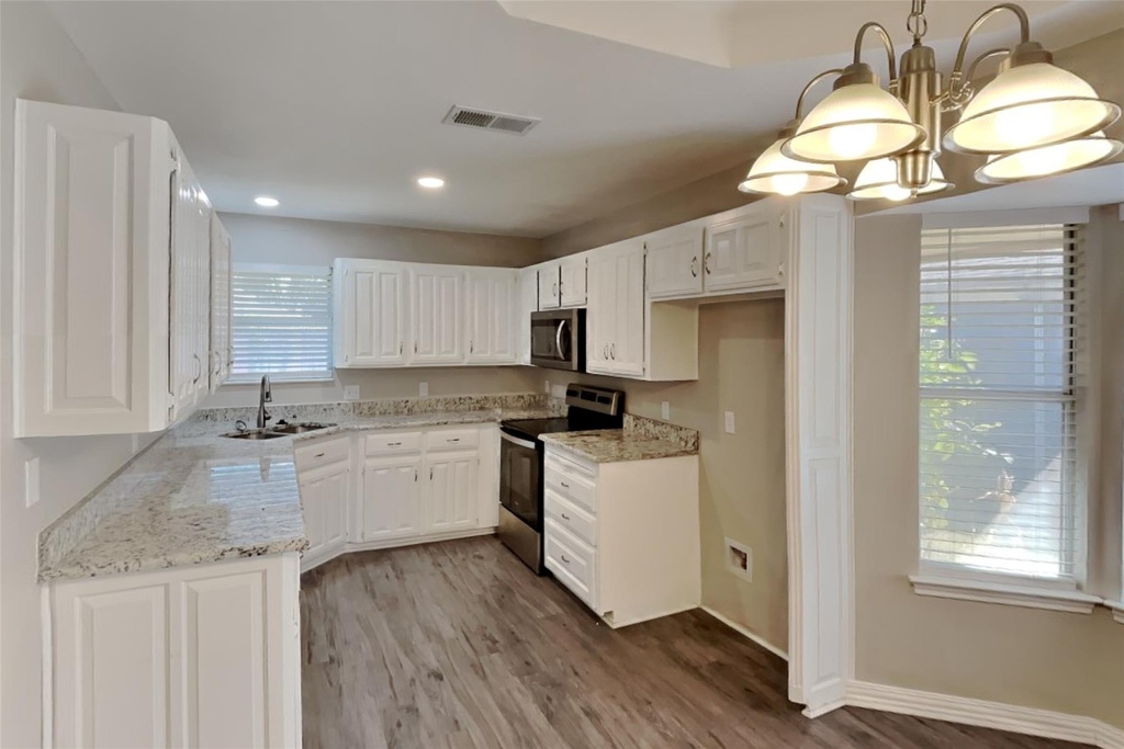 7732 Pear Tree Lane - Photo 3