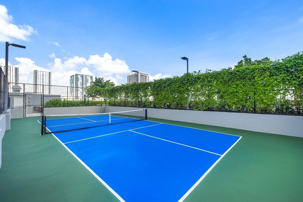 1400 Biscayne Boulevard - Photo 51