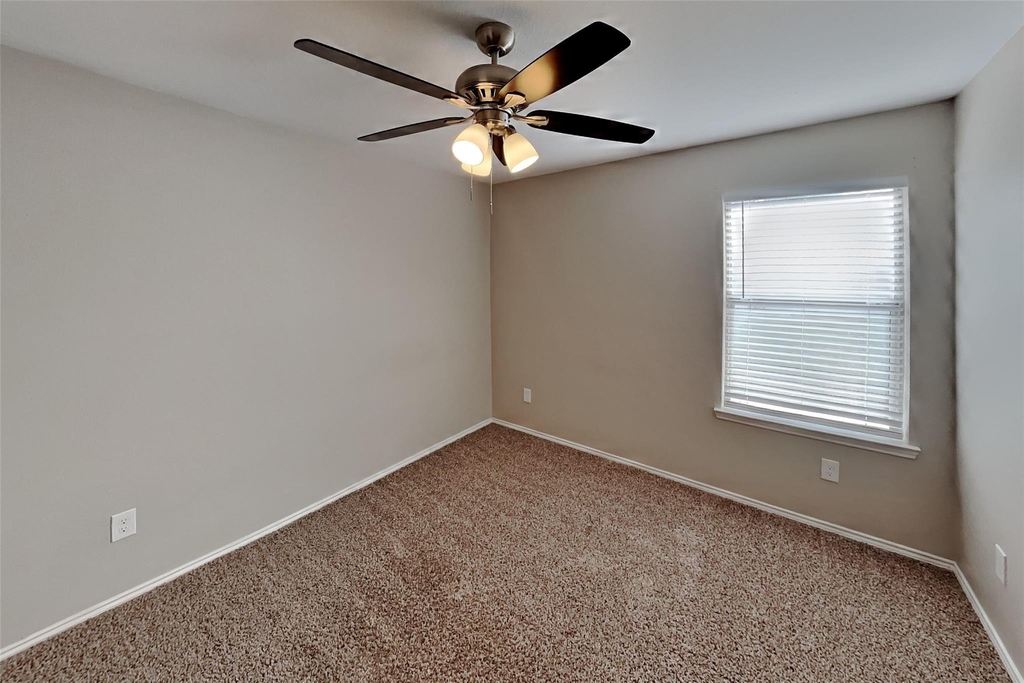 5105 Persimmon Court - Photo 10