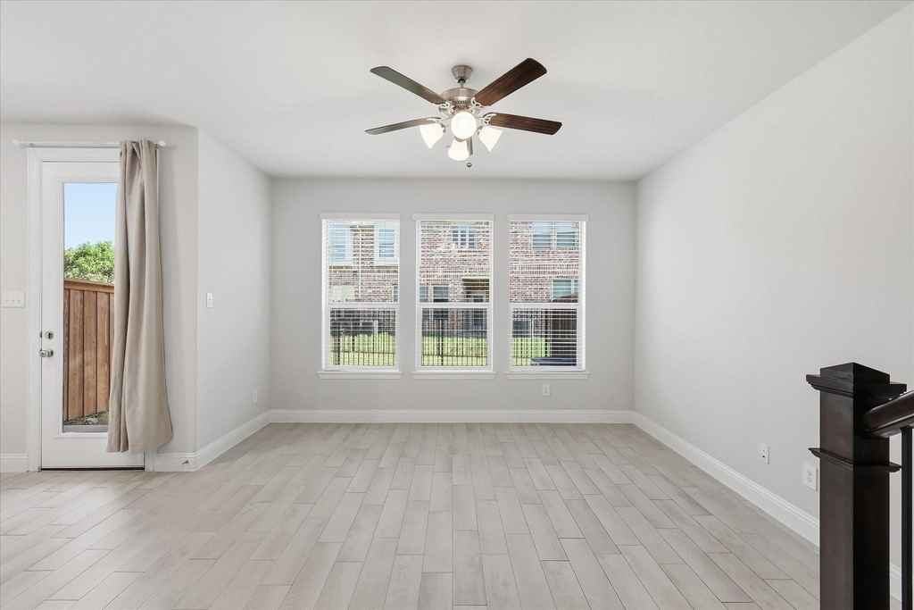 519 Sequoia Street - Photo 4