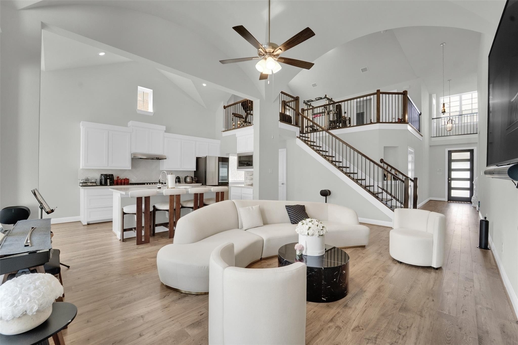 3520 Helios Lane - Photo 4