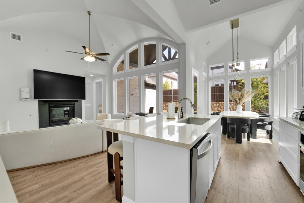 3520 Helios Lane - Photo 8