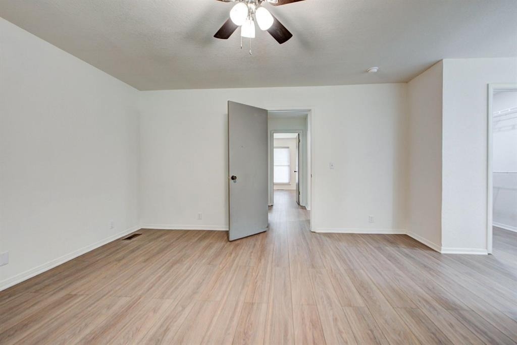 1030 Walsh Lane - Photo 30