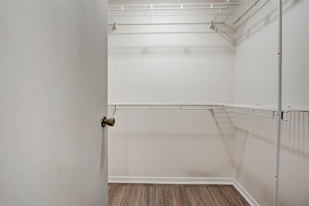 1030 Walsh Lane - Photo 35