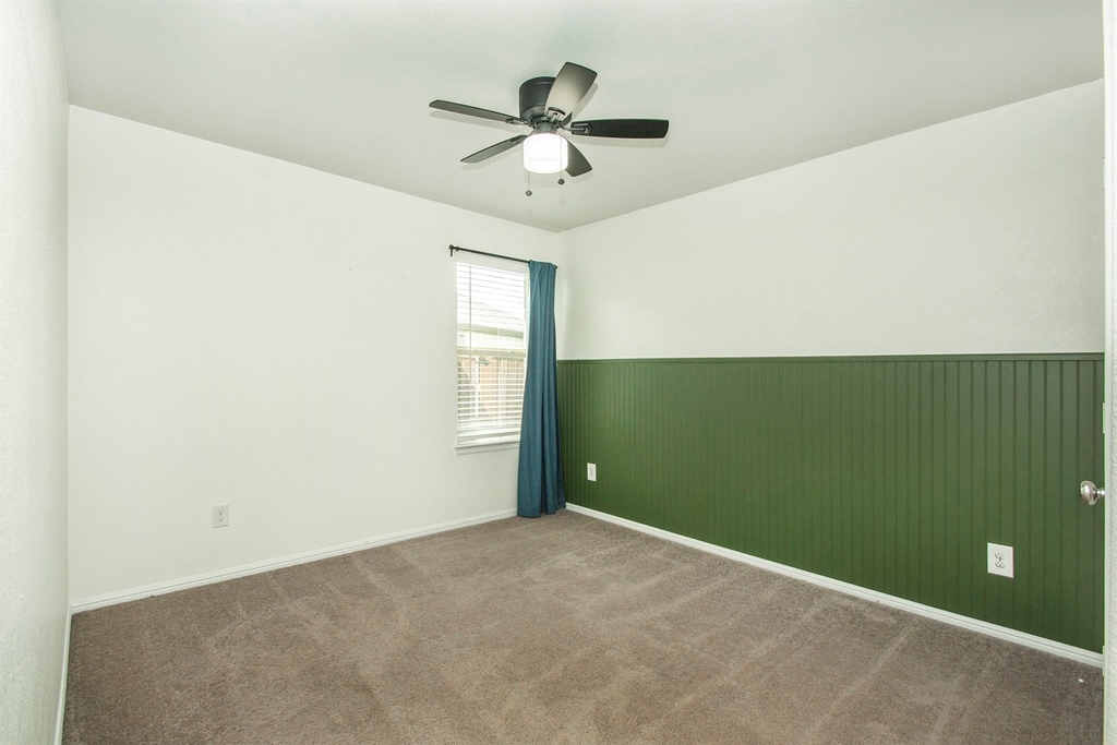 8840 Landergin Mesa Drive - Photo 10