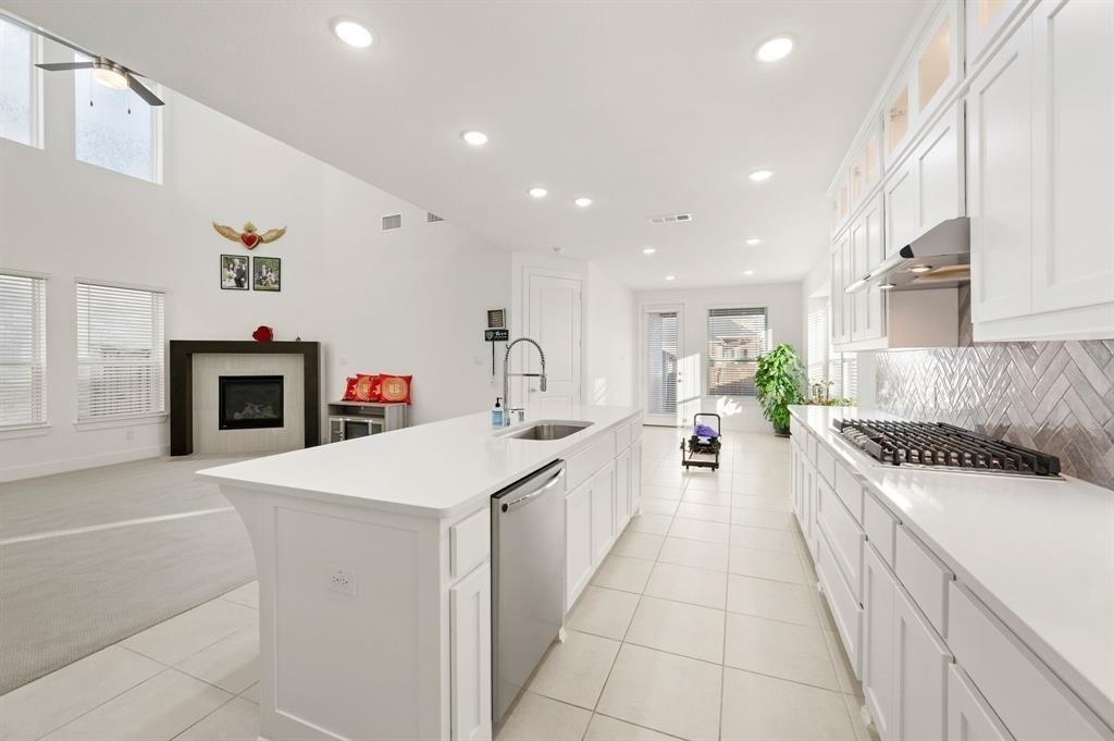 2856 Chester Drive - Photo 17