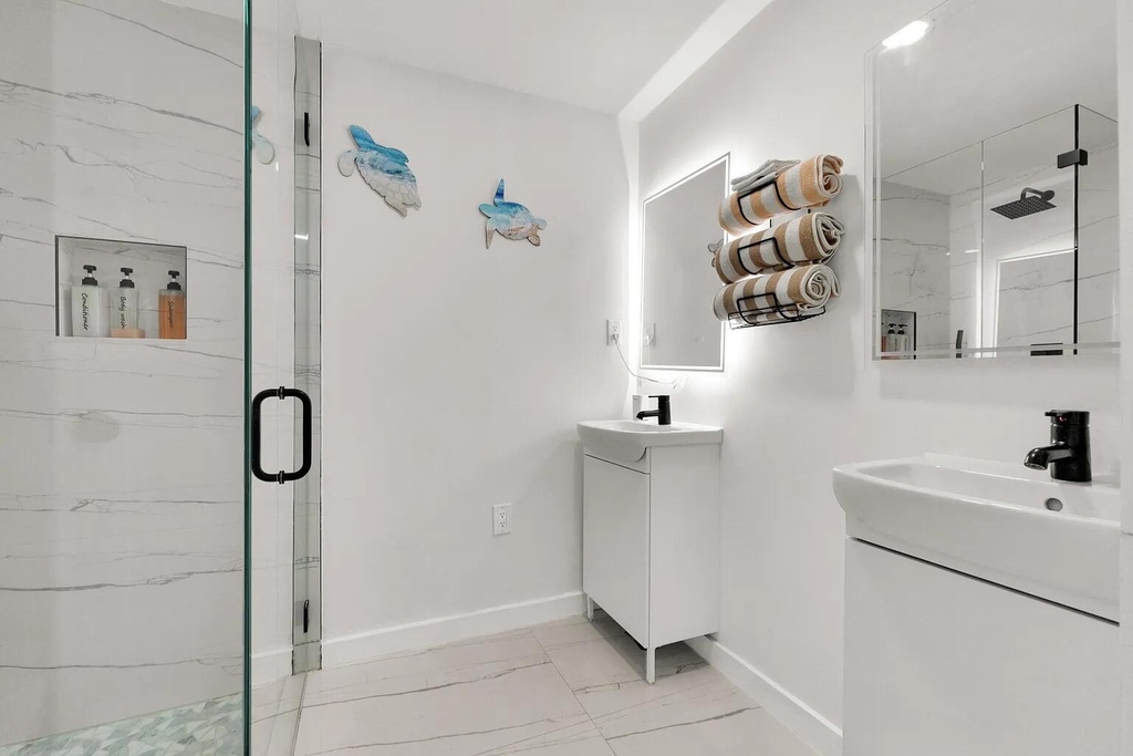 1433 Ne 53rd Court - Photo 11