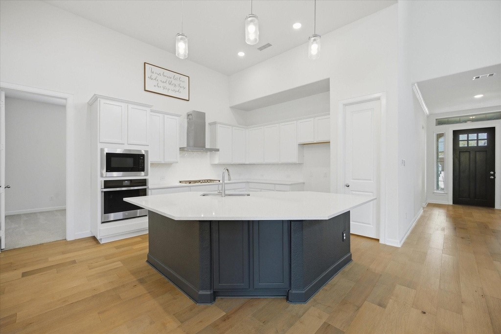 1815 Navarre Way - Photo 10