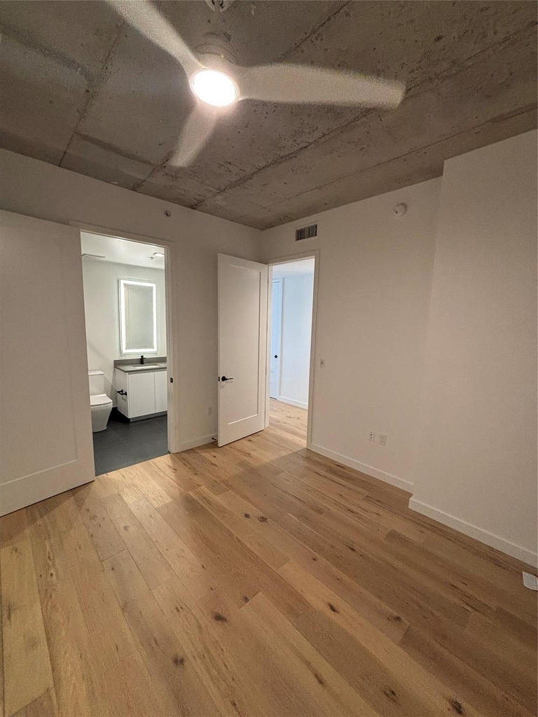 1801 N Pearl Street - Photo 5