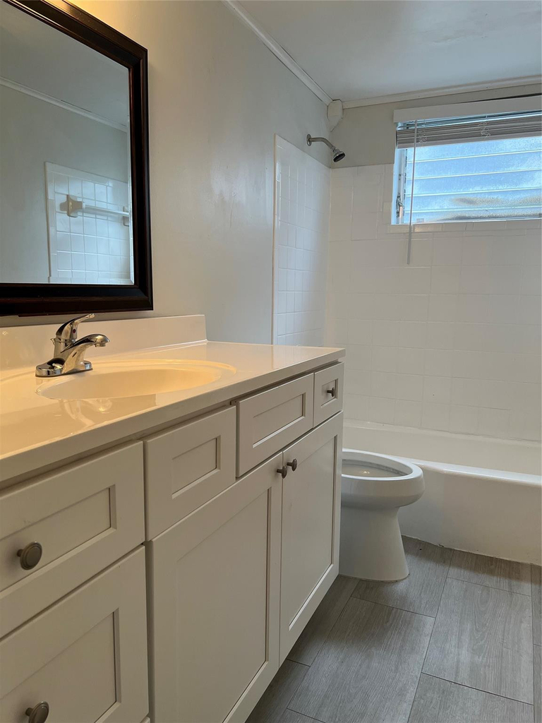 610 Ne 29th Drive - Photo 10