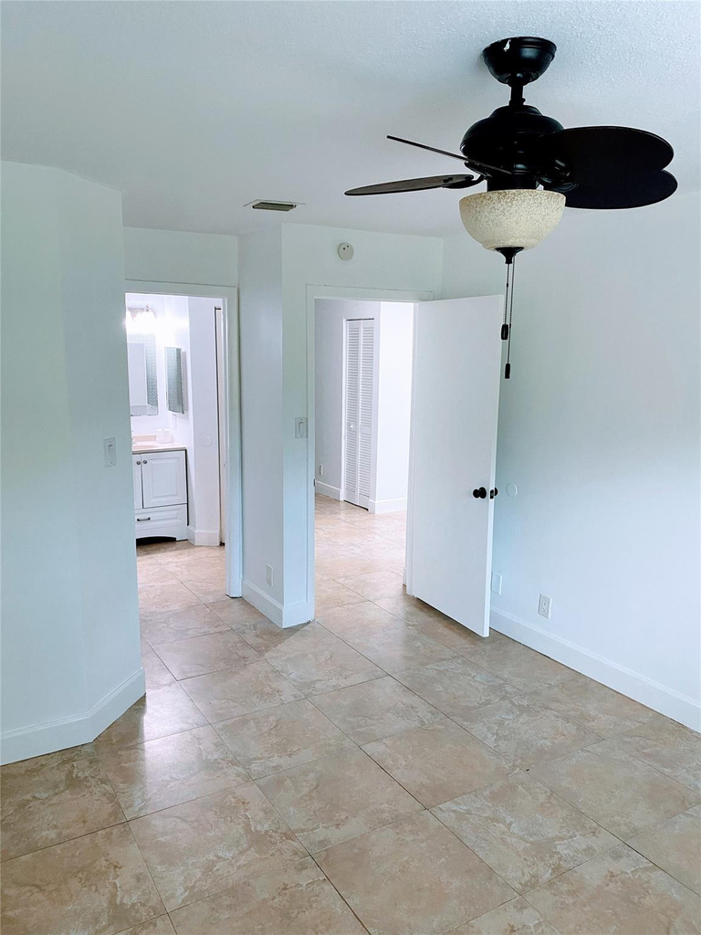 9243 Sw 138th Place - Photo 5