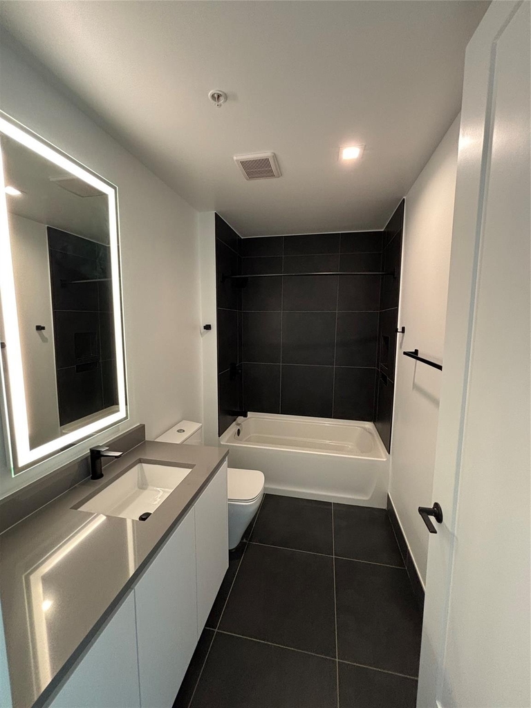 1801 N Pearl Street - Photo 19