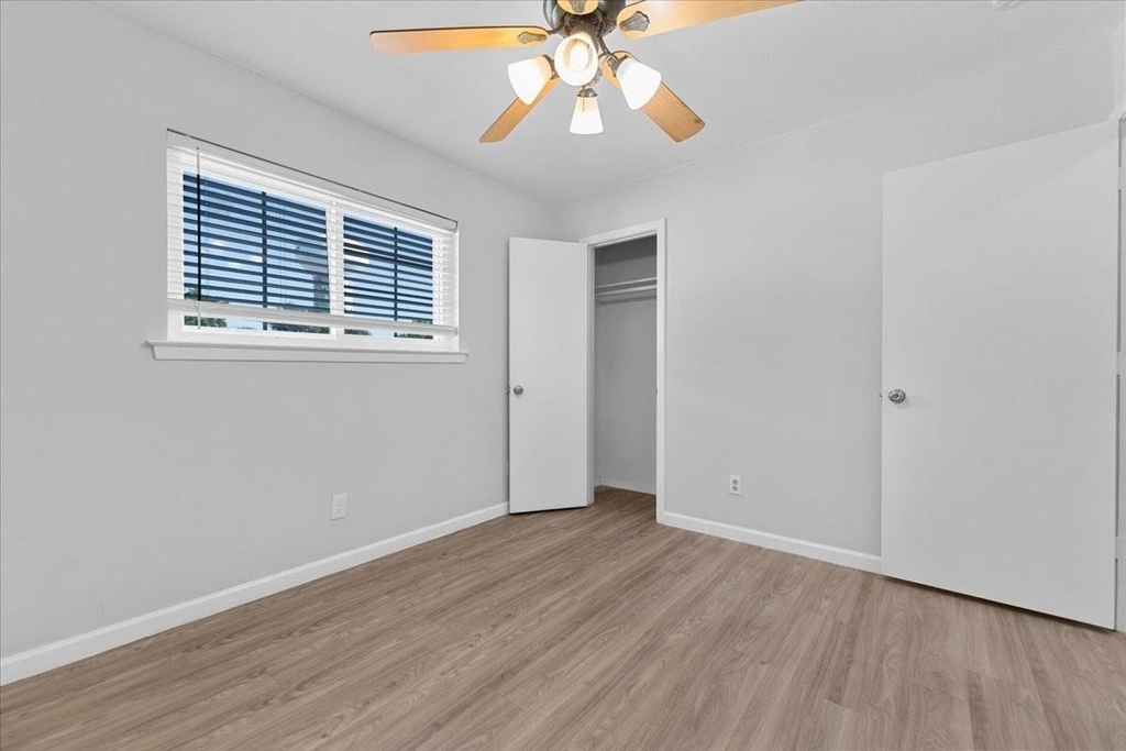 901 Wandering Way Drive - Photo 17