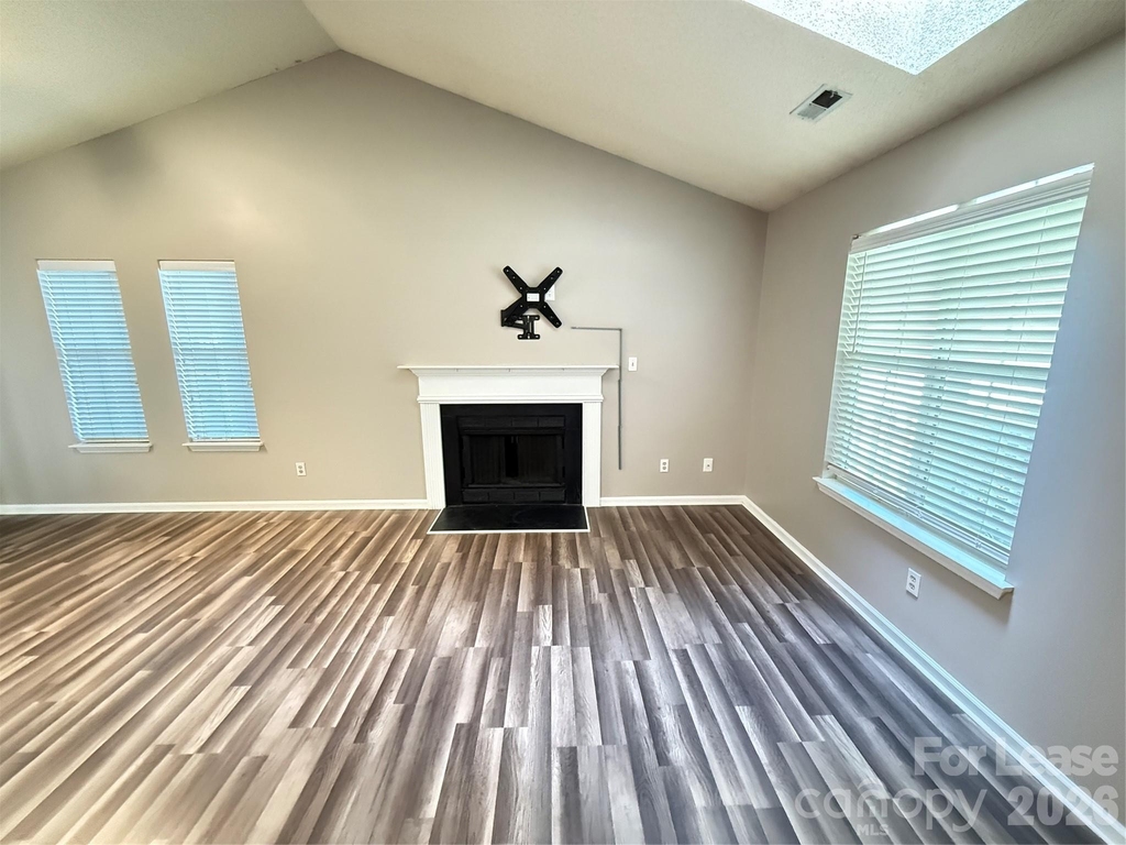 8006 Maxwelton Drive - Photo 3