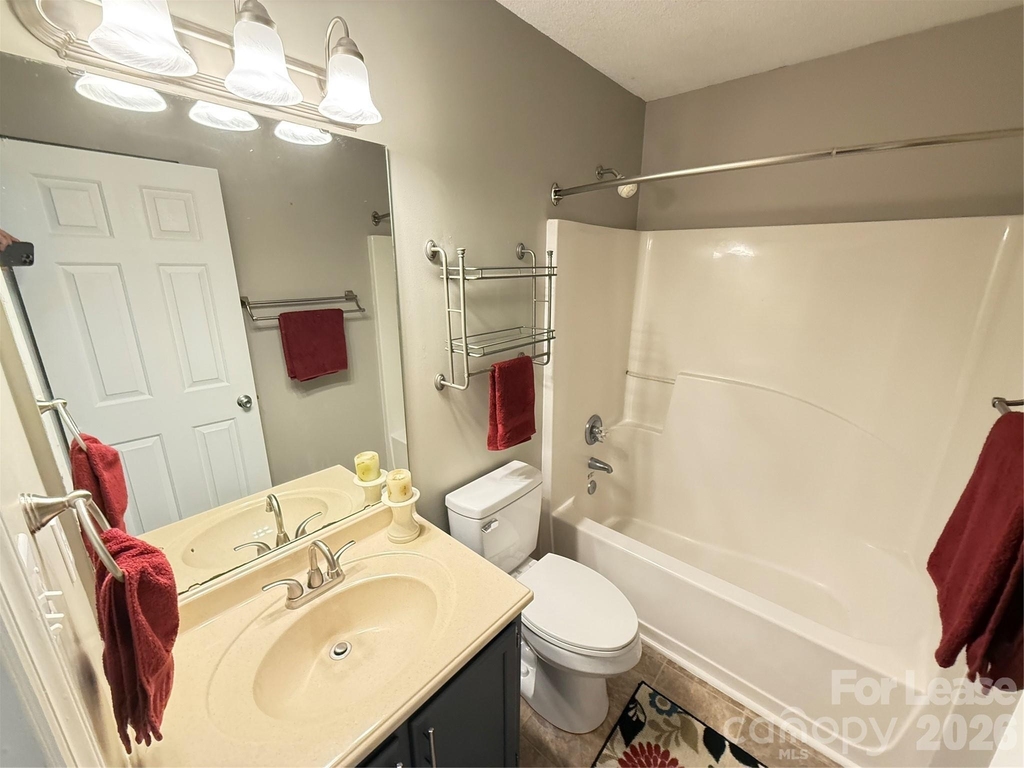 8006 Maxwelton Drive - Photo 11