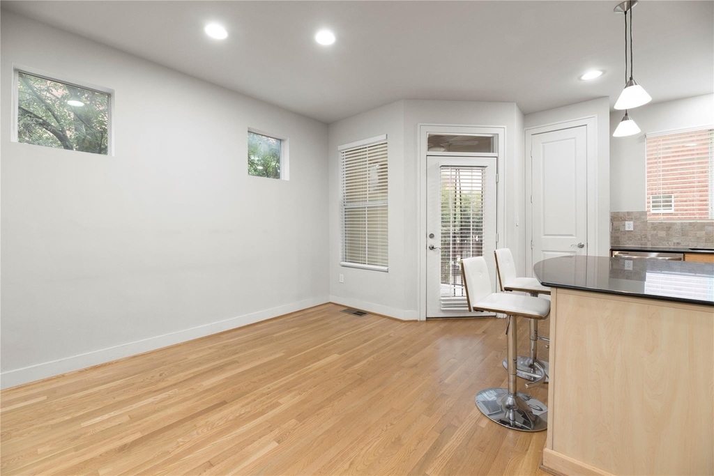 4239 Rawlins Street - Photo 10