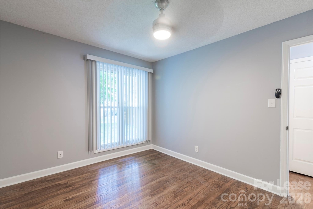 3331 Erskine Drive - Photo 15