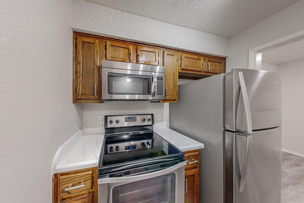 420 Lucille Street - Photo 5