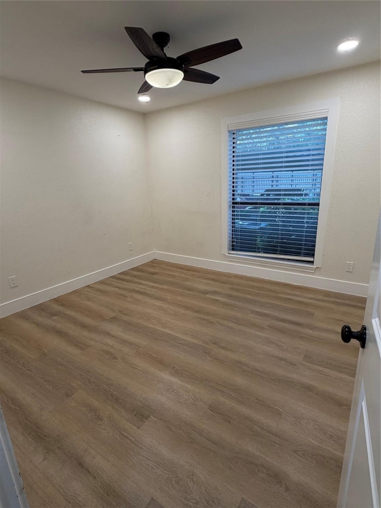 1505 E Interstate 30 - Photo 6
