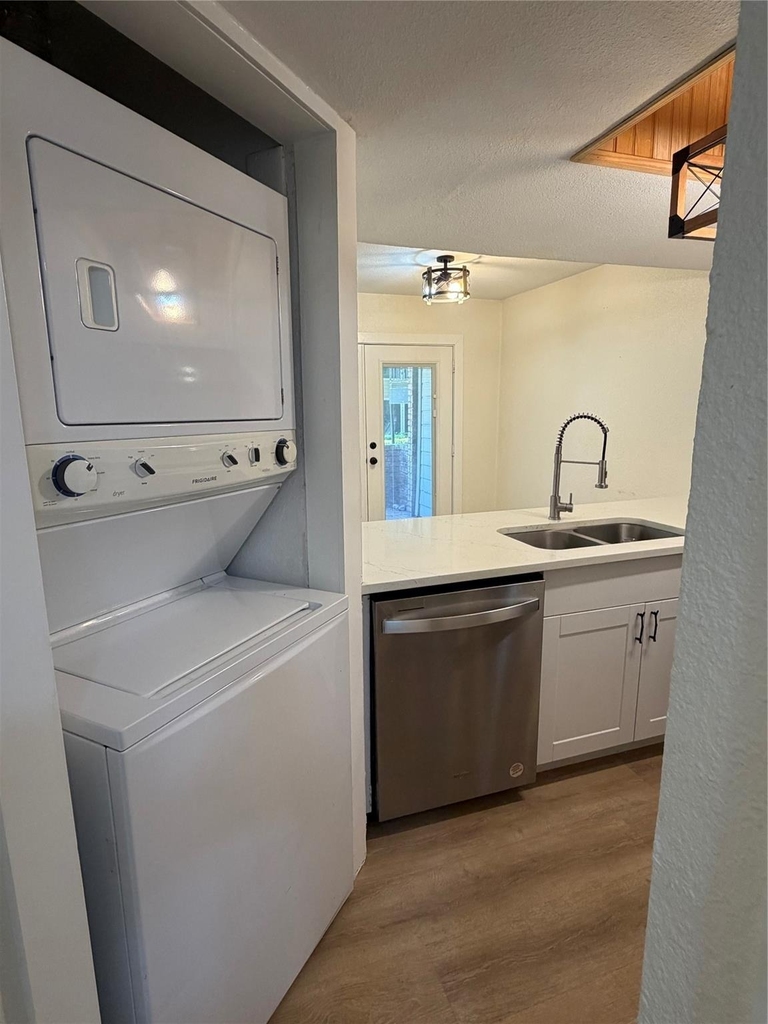 1505 E Interstate 30 - Photo 9