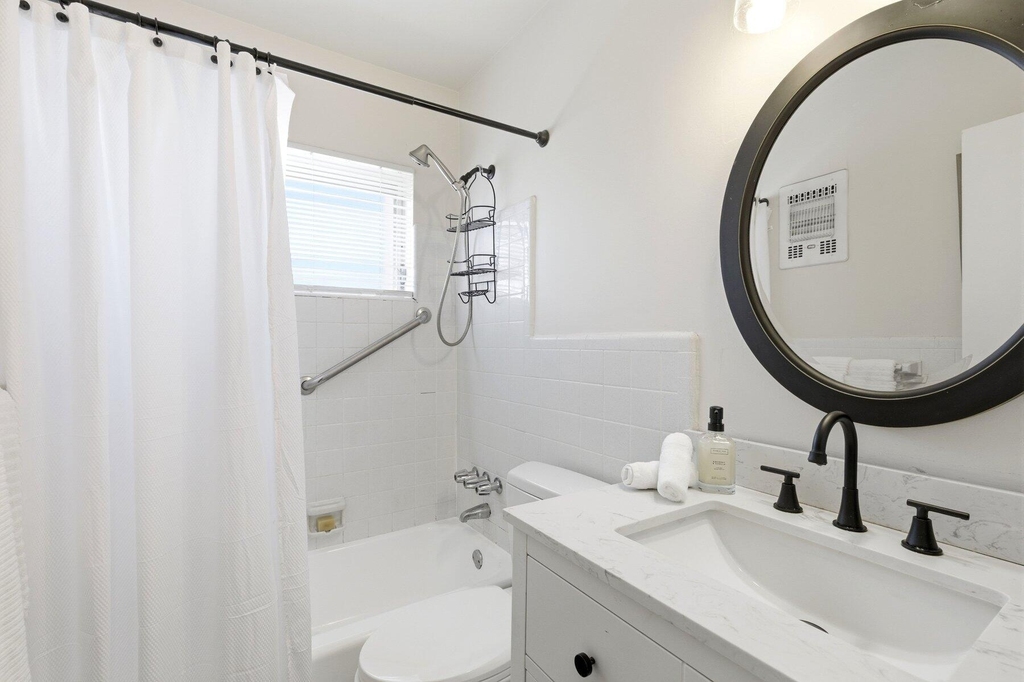 3232 Canal Drive - Photo 24