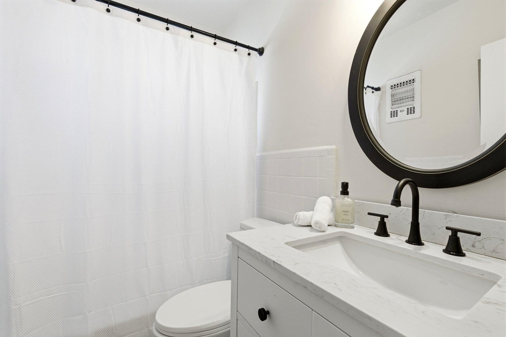 3232 Canal Drive - Photo 23