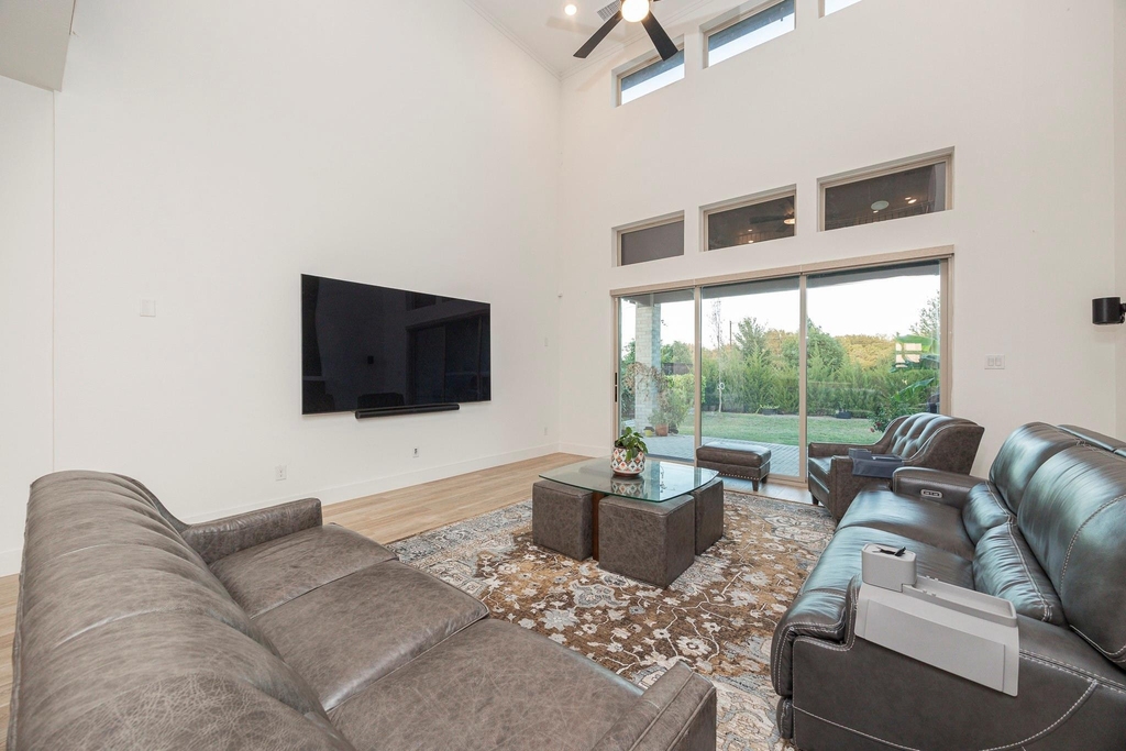 1670 Mcmaster Lane - Photo 15