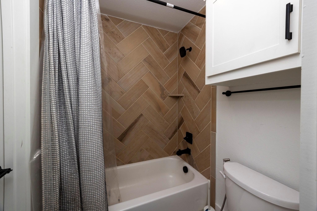 1670 Mcmaster Lane - Photo 33