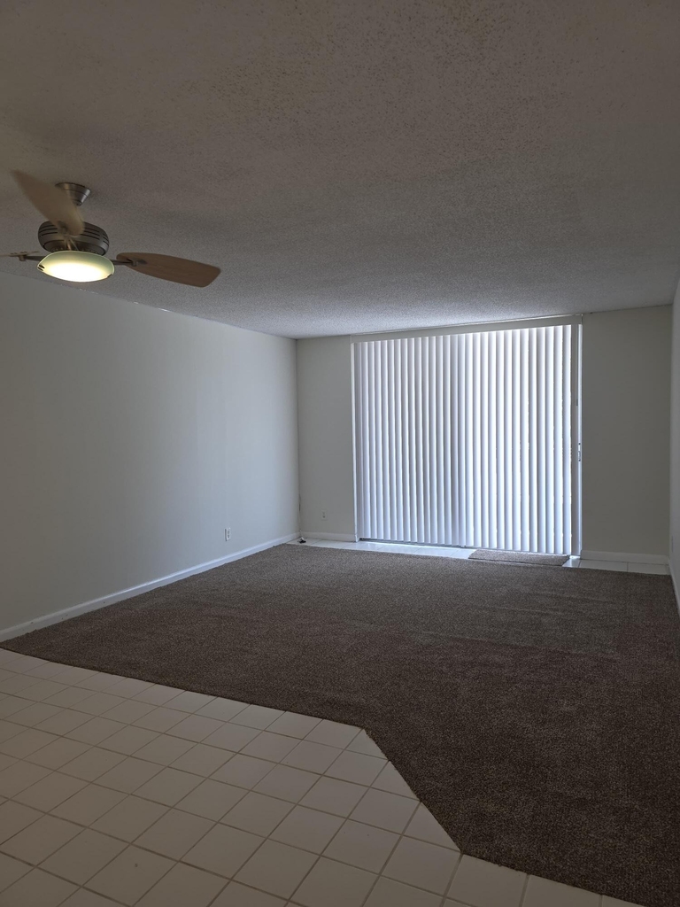 470 Executive Center Drive - Photo 8