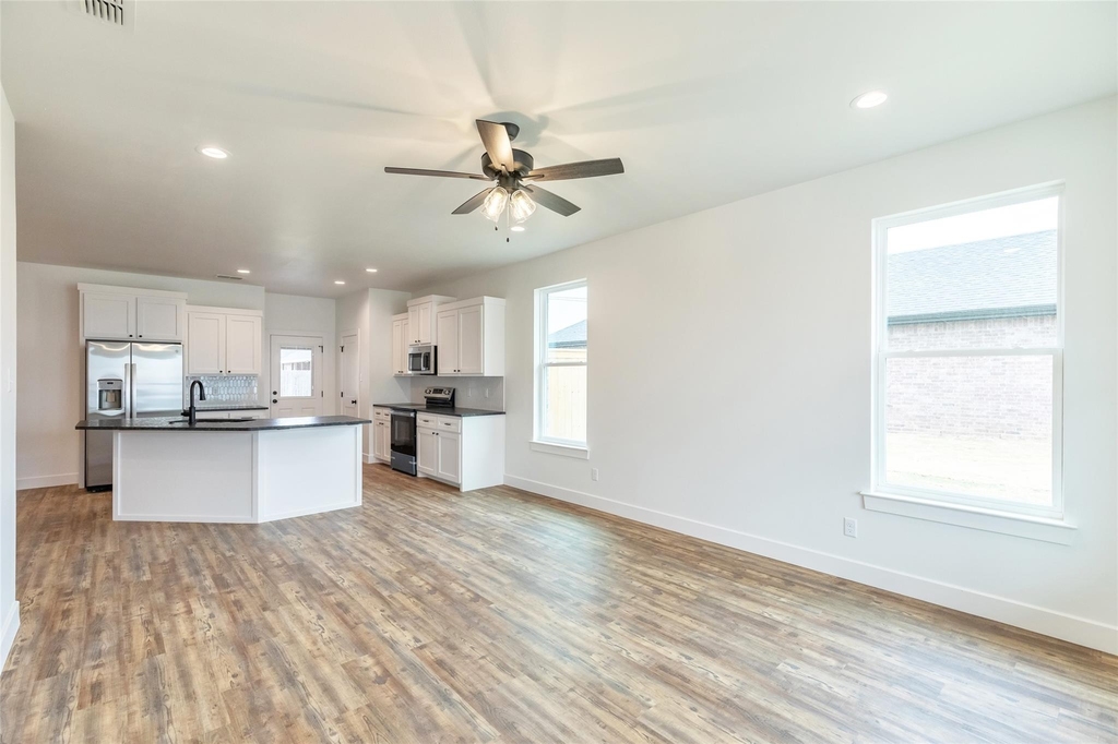 8001 Sawdust Trail - Photo 12