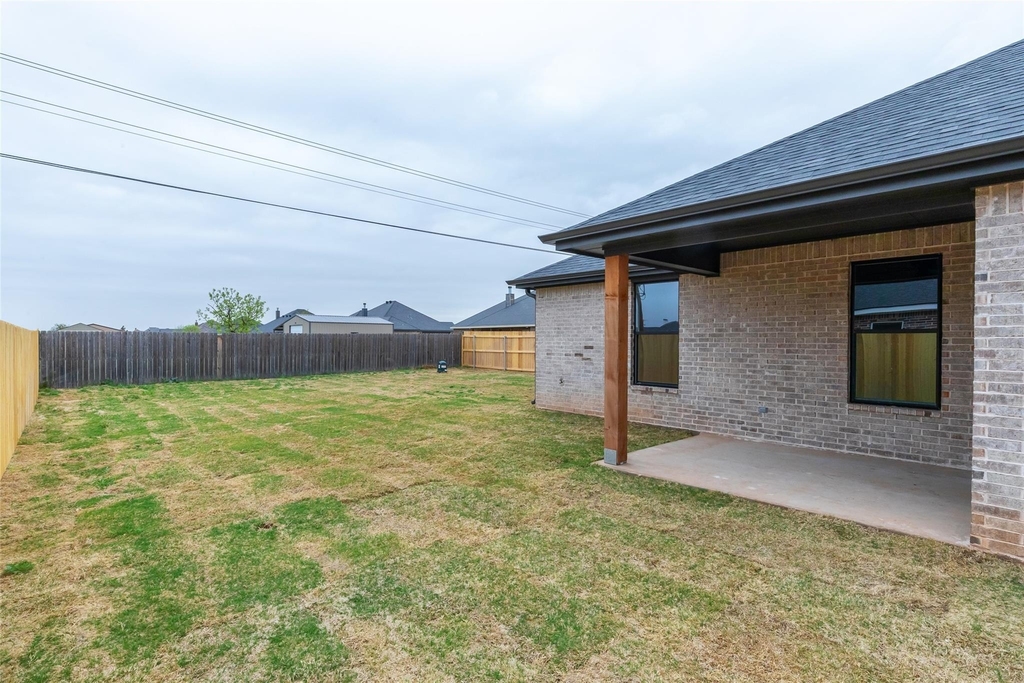 8001 Sawdust Trail - Photo 32
